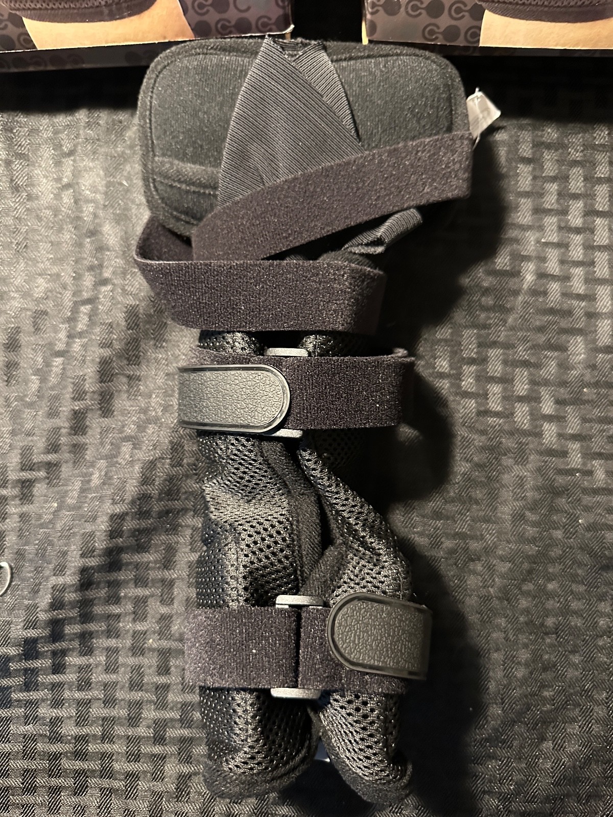 Core Tech Wrist Brace One Size Model 916 Vive Health NIB Carpel Tunnel Strength