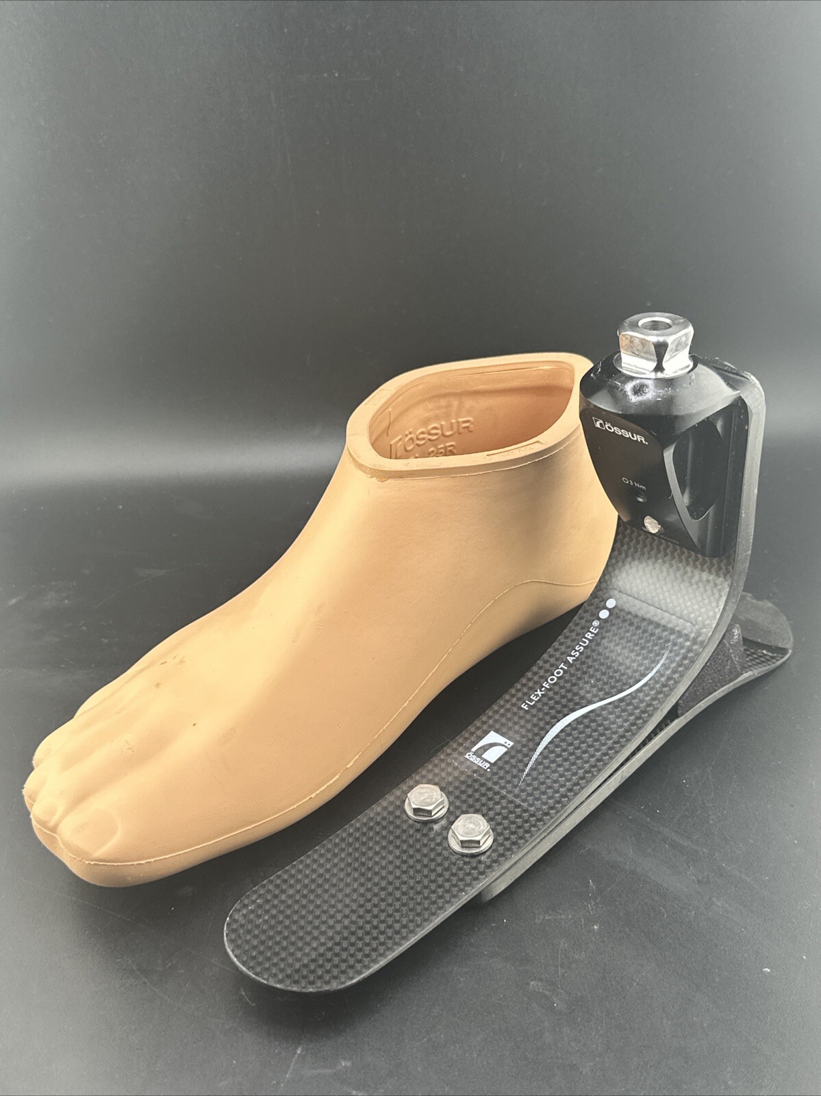 Ossur Flex Foot Assure Prosthetic Foot. Size 25. Category 2. Right Shell