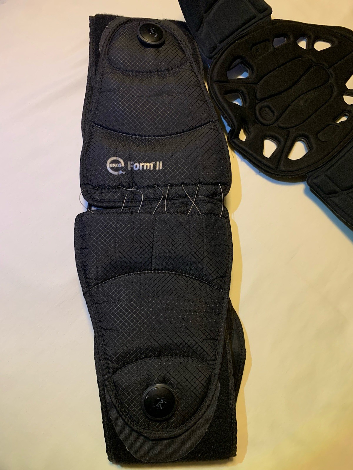 Exos Form II 637 and 631 BOA Adjustable Back Brace Size S/M ,,..,Lumbar Support