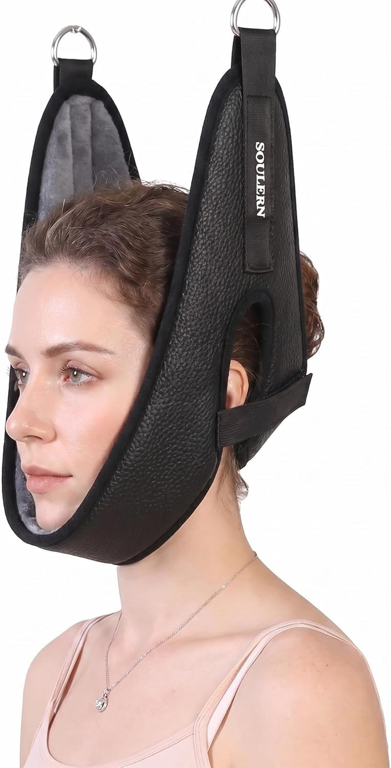 Adjustable Chin Support Pad – Lightweight Velvet Cushion for Travel Comfort