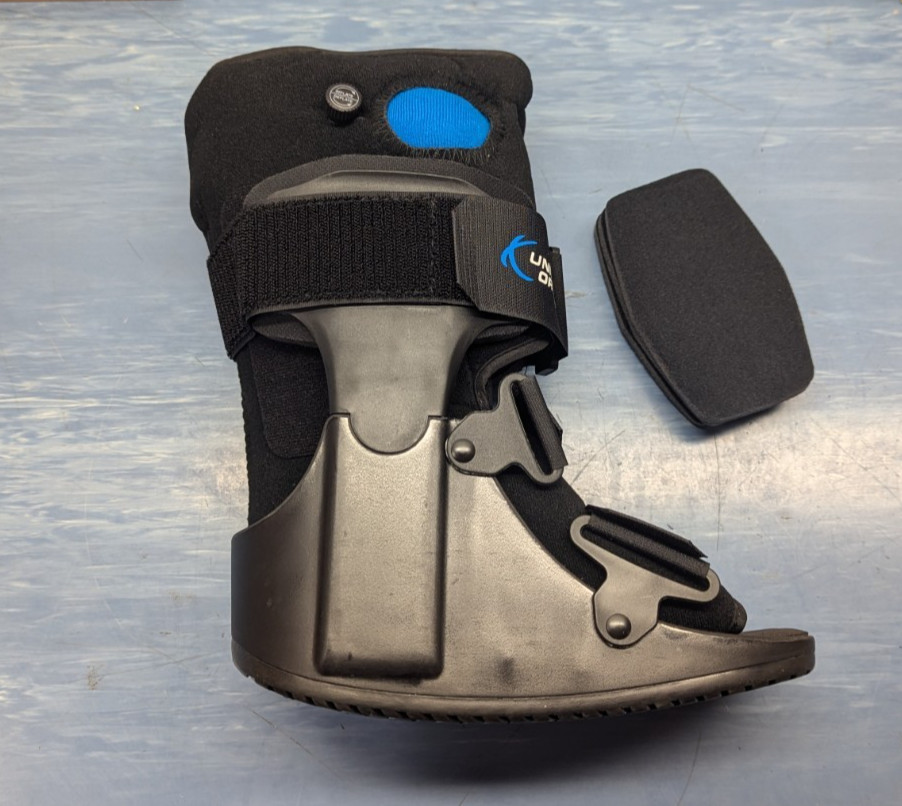 United Ortho Short Air Cam Walker Fracture Boot Extra Small Black Medical Boot