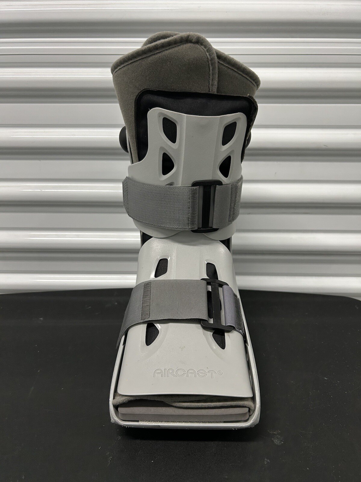 Aircast AirSelect Short Walking Boot / Brace Perfect For Men Or Women Size Large
