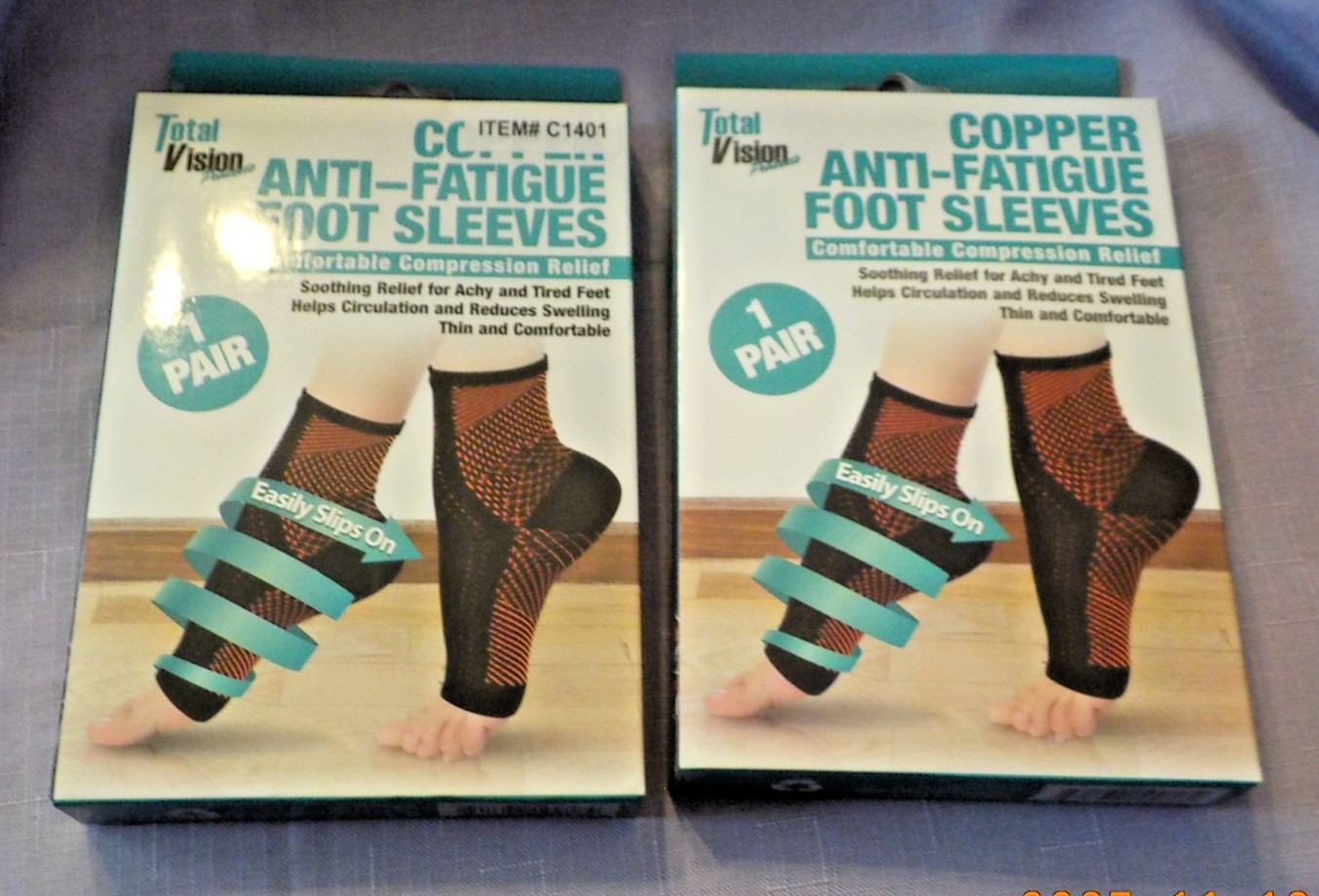 Lot of 2 pair Total Vision Products Copper Anti-Fatigue Foot Sleeves L/XL