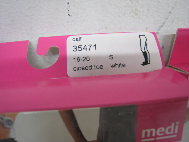 MEDIVEN CALF CLOSED TOE 35471 S 16-20 WHITE PACK OF 3