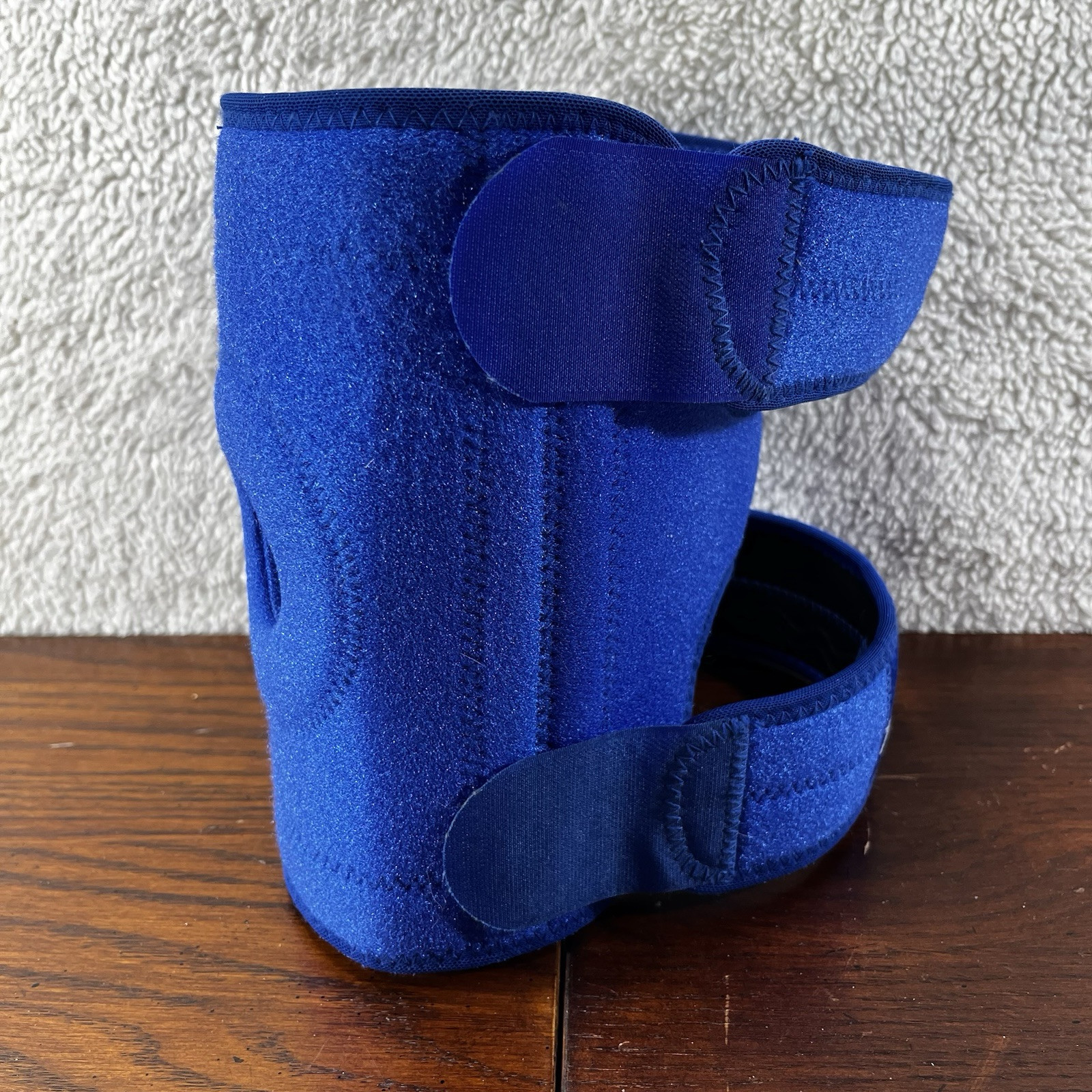 TechWare Pro Knee Brace Support w/ Side Stays -Size XL – Unisex – Blue