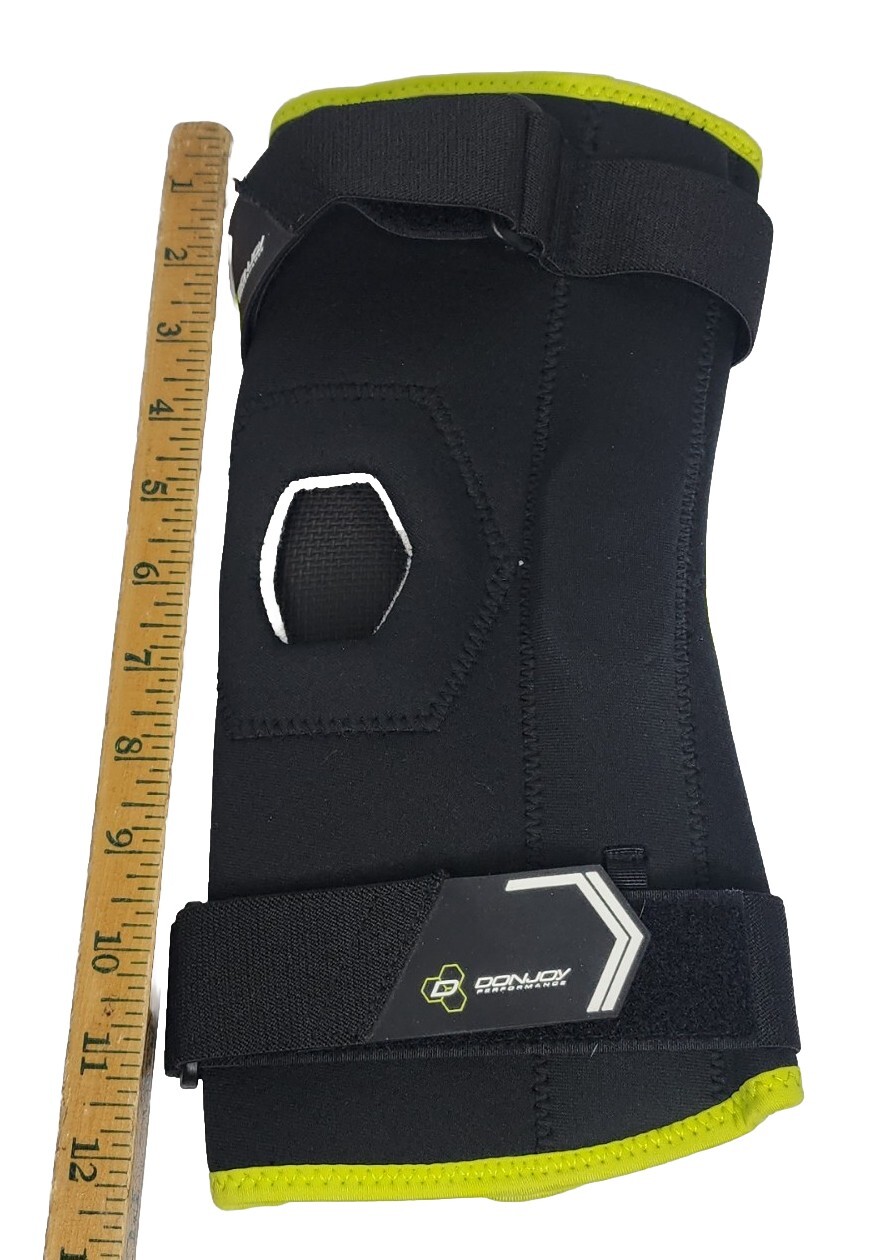 DonJoy Hinged Knee Brace SZ S/MPerformance Bionic Comfort