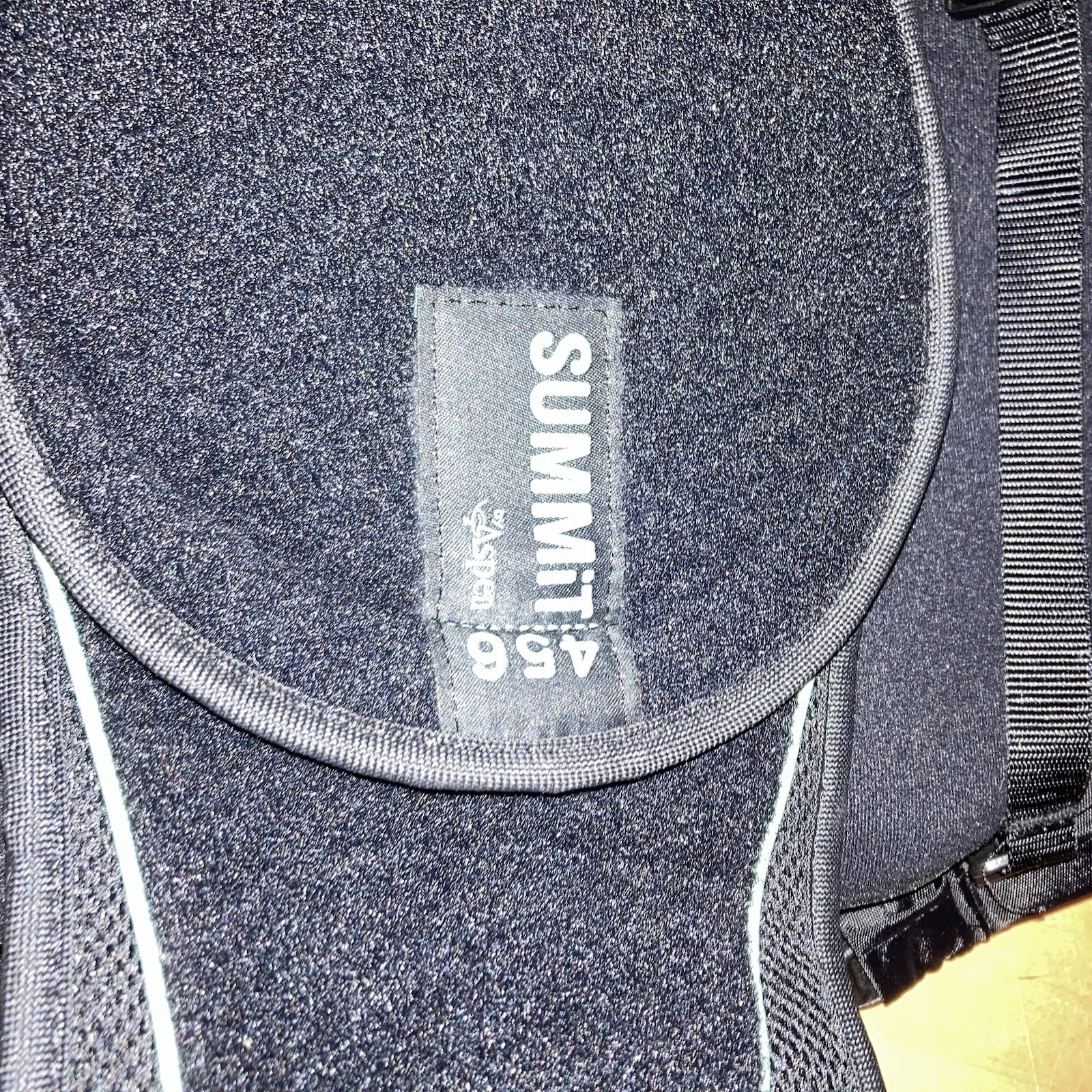 Aspen Summit 456, Adjustable Back Brace Support Padded Size Medium