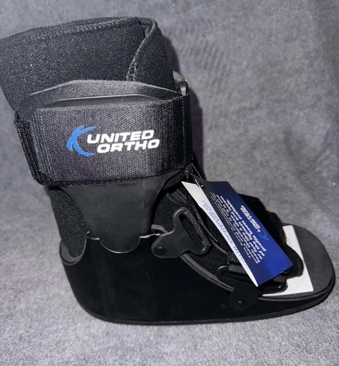 United Ortho Short Air Cam Walker Fracture Boot Small Black