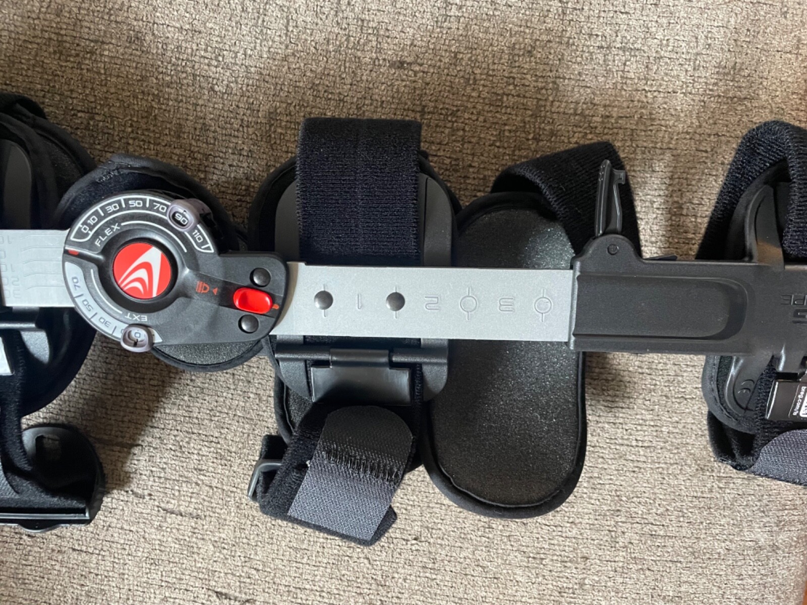 Breg T-Scope Premier Post Op Knee Brace – Black (08814)