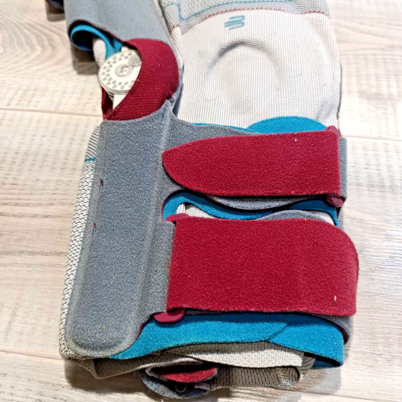 Gr. 5 Left Bauerfeind SofTec® Genu Advanced Knee Joint Brace Patella Support