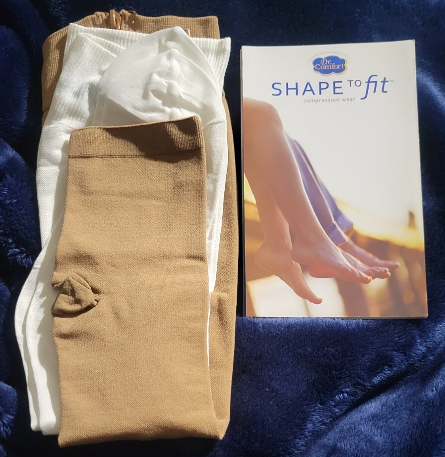 Shape to Fit Ulcer Compression system 30-40 mmHg Unisex – Size Small-Right Leg.