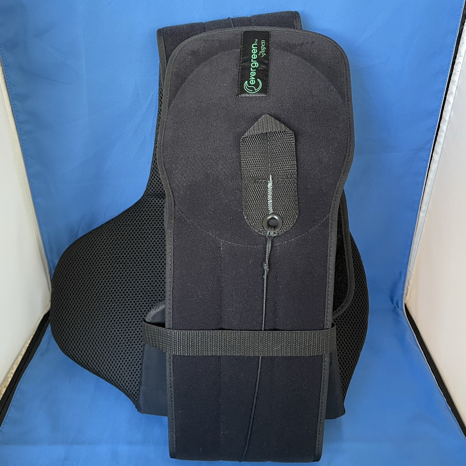 Evergreen By Aspen Back Support One Size Adjustable HN1005/Excellent/Used twice