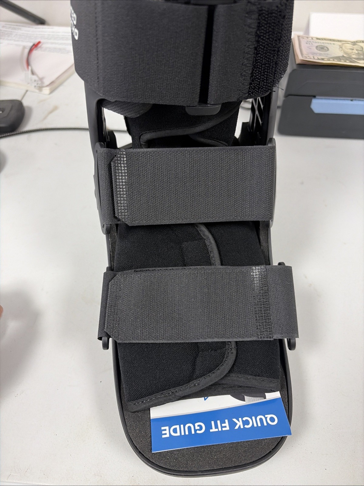 United Ortho USA14115 Short Air Cam Walker Fracture Boot, Medium, Black