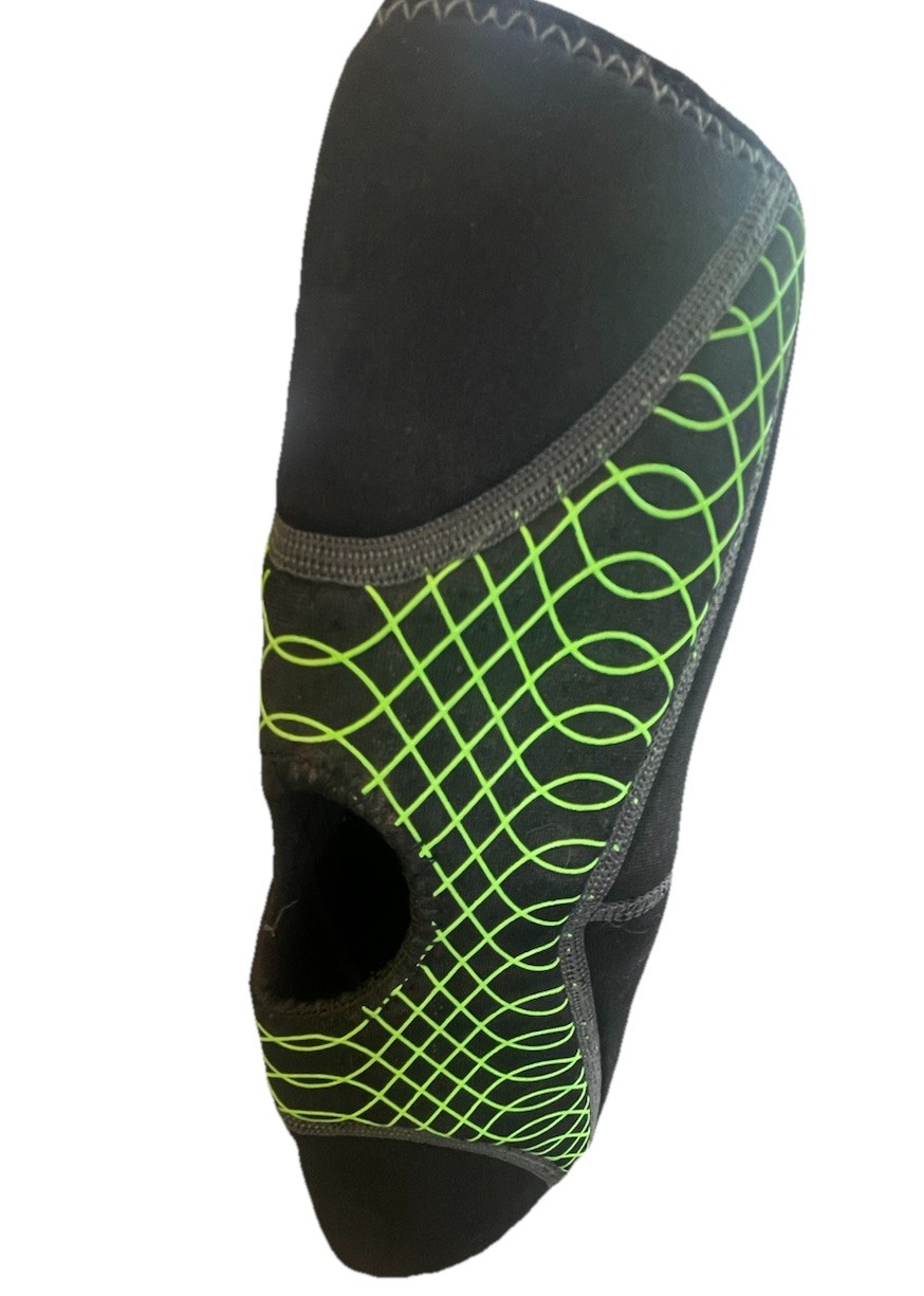P-TEX Pro Open Patella Knee Sleeve Small Black Kinetic Panels Compression Medium