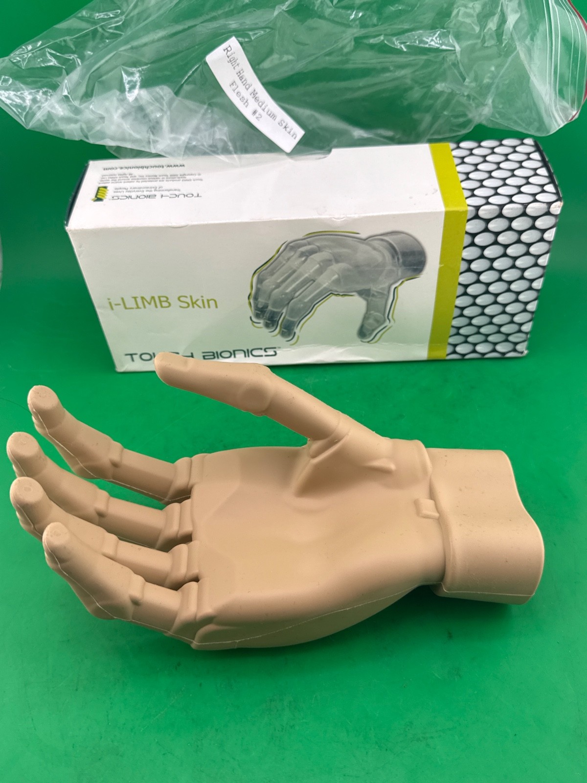 Ilimb Ossur touch bionics right prosthetic hand cover or glove. Size medium. New