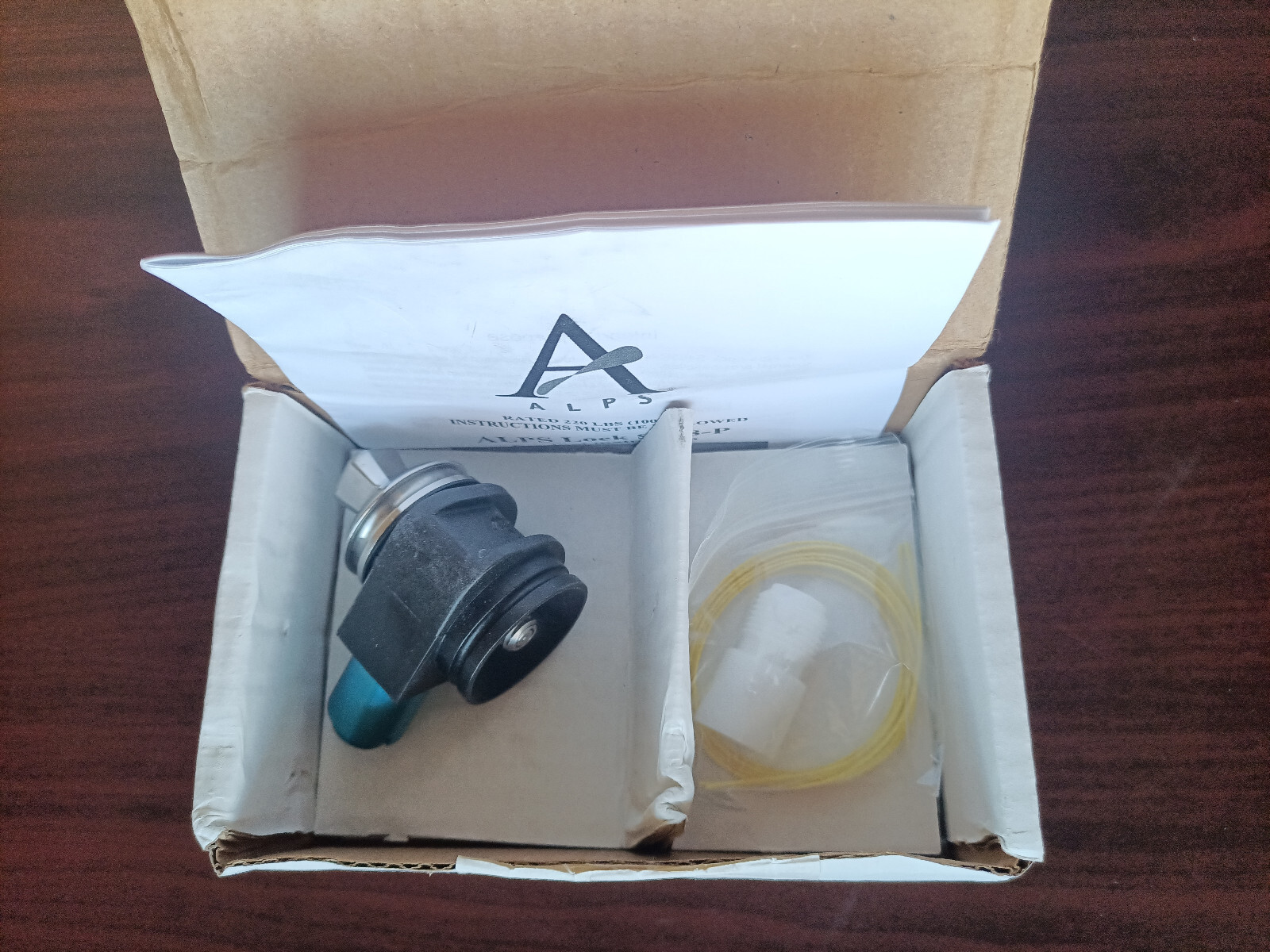 ALPS SOUTH S498-P locking device with pyramid