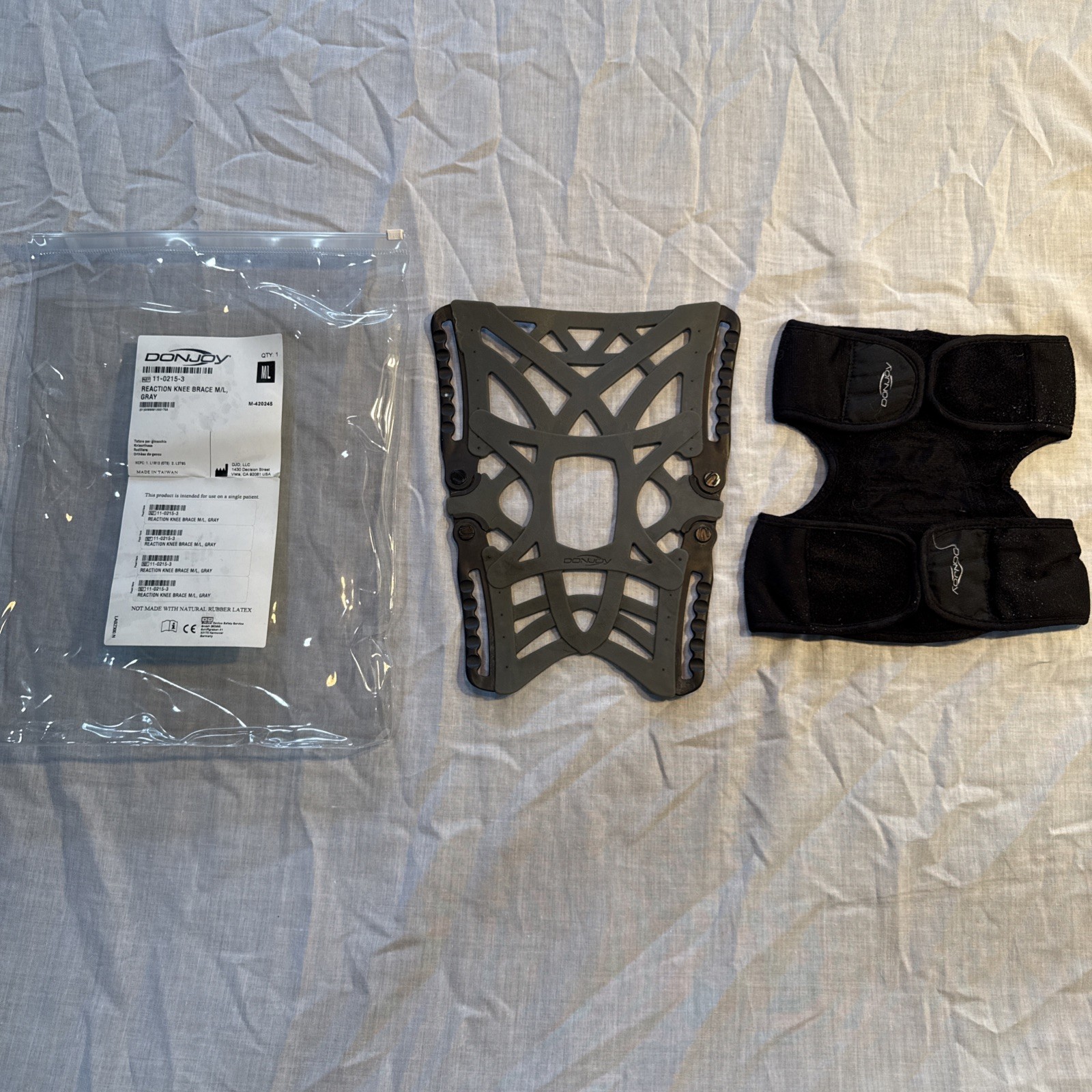 DonJoy Reaction WEB Knee Brace Size m/L Black Gray Support