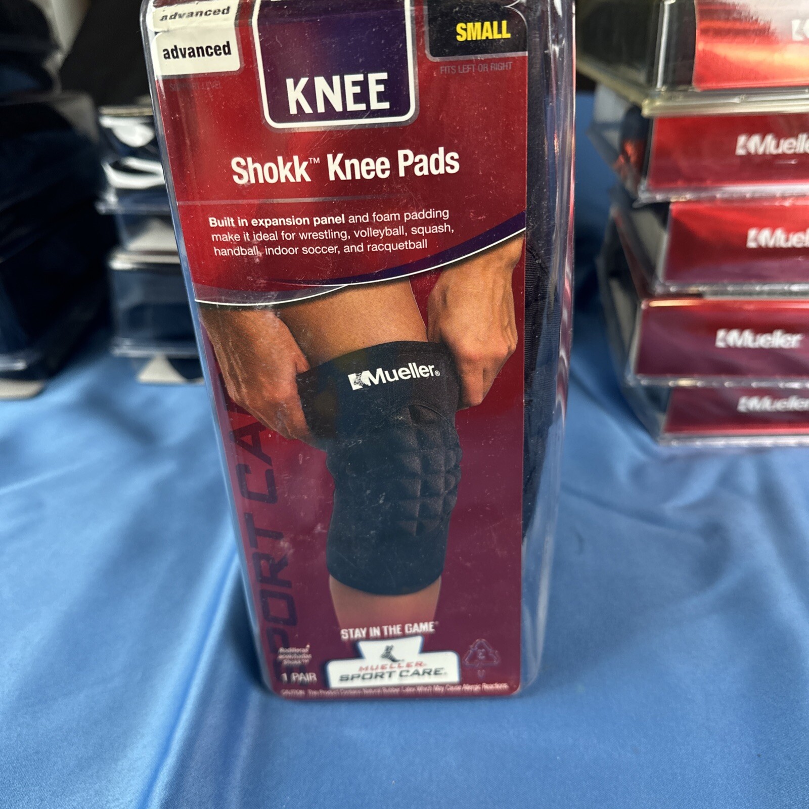 MUELLER Shokk Knee Pads, 1 Pair, Black, Brand New Small
