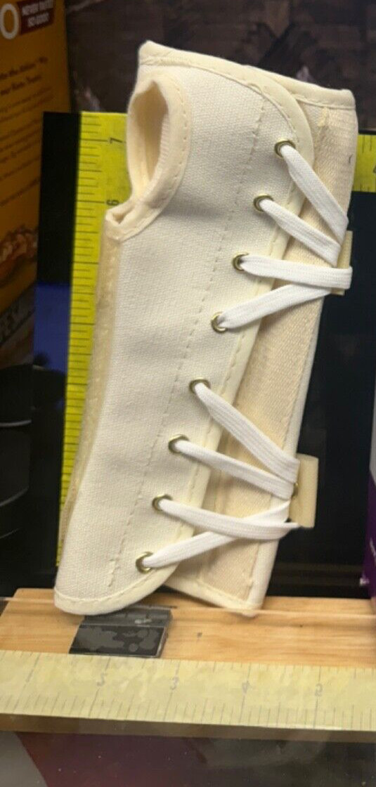 Procare Cockup Splint Right 8 ” Xtra Large #79-87388