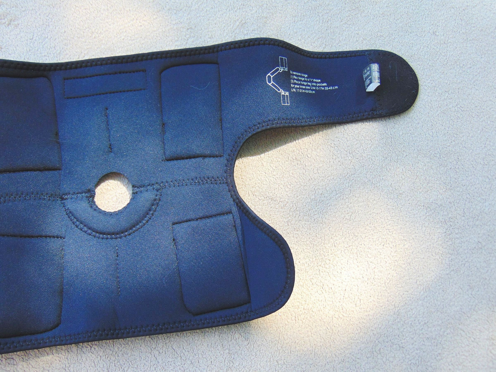 Mueller Knee Brace Vari Size HINGED Adjustable Short Clean Sturdy Help Pain IM