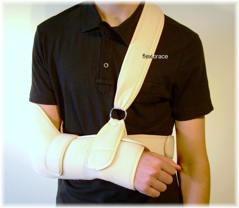 Arm Sling Shoulder Immobilizer Padded Support Brace Universal New by Flexibrace
