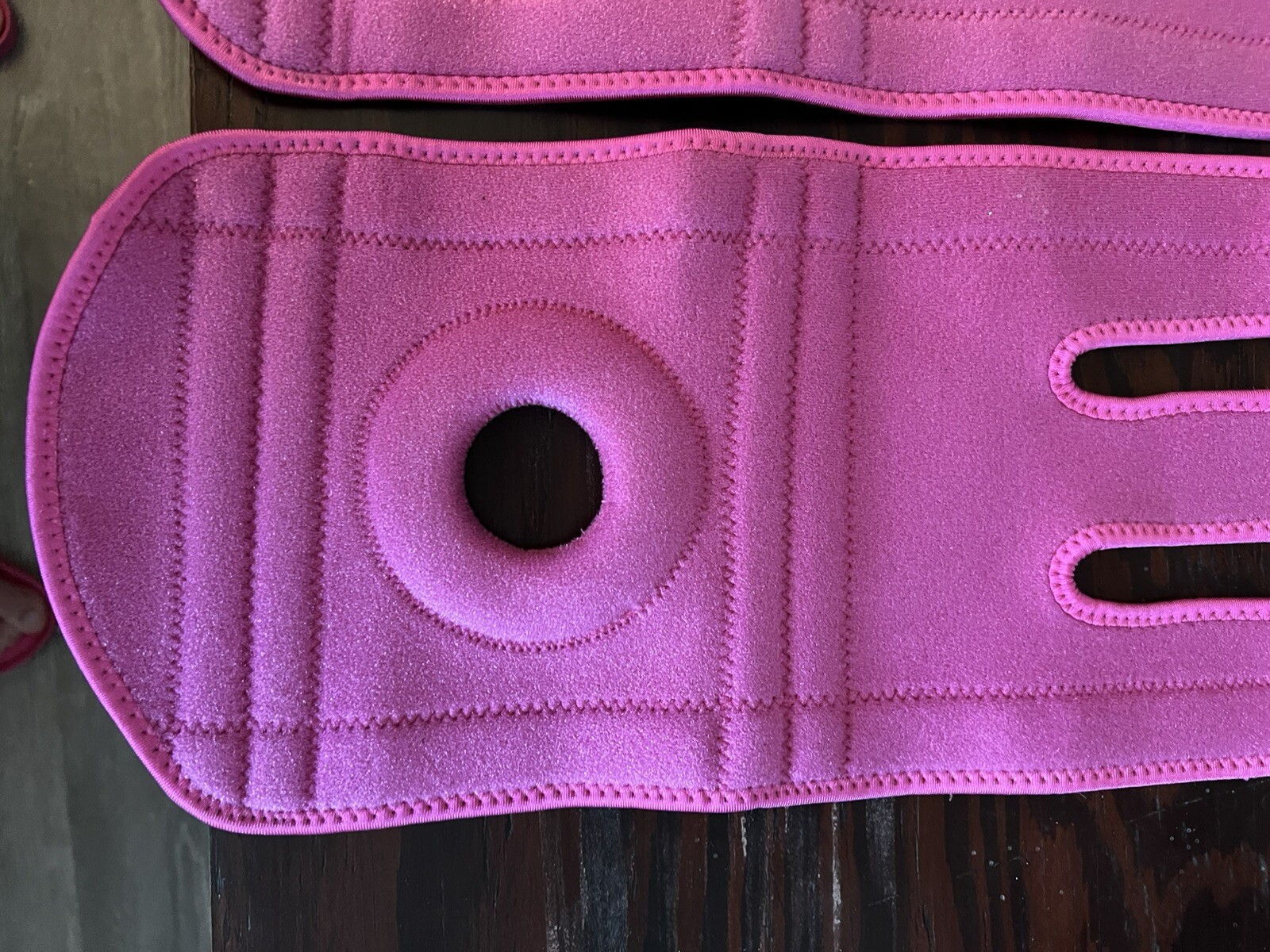 AVIDDA Knee Support Knee Brace Protective Gear Arthritis Pink Sz L/XL Set 2 NEW!