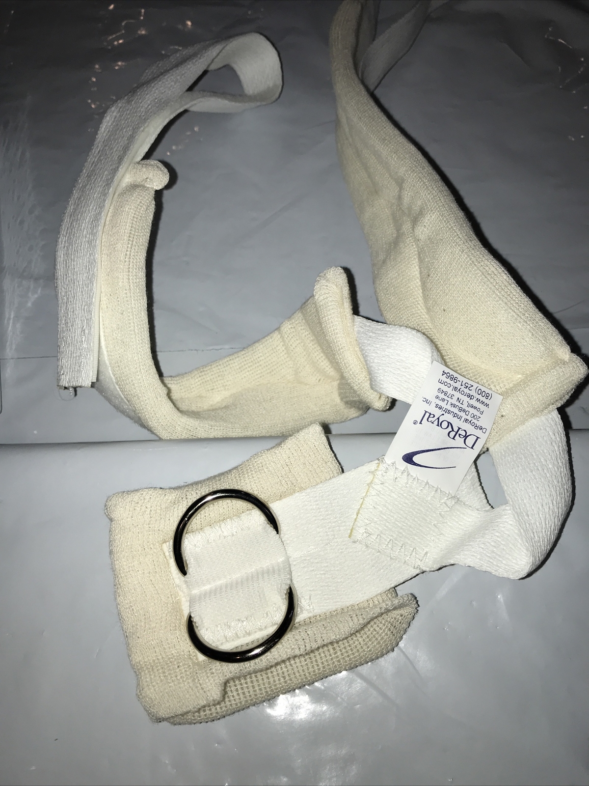 DEROYAL CLAVICLE STRAP Hook And Loop Closure Size Small New In Box 3015-12