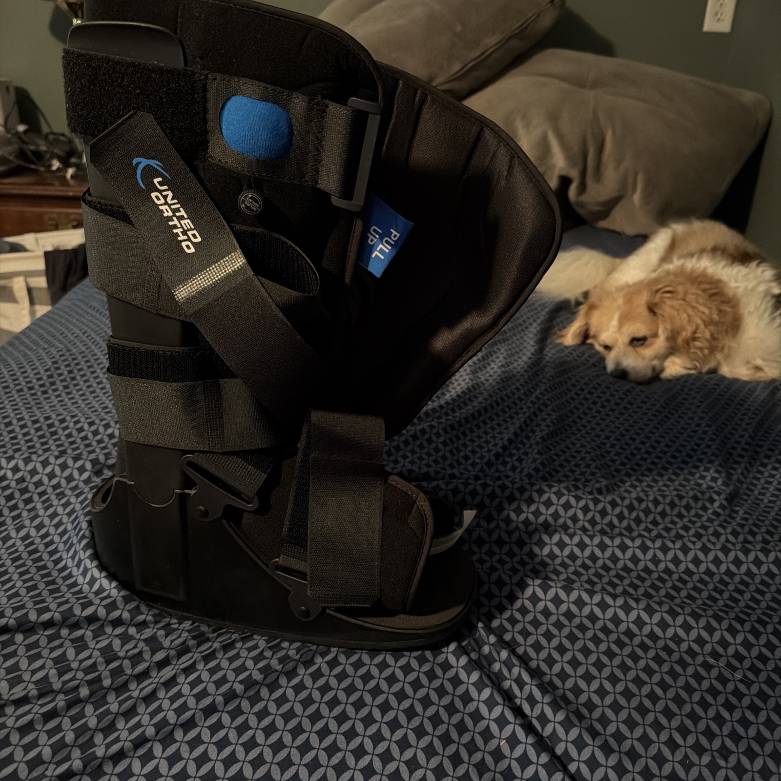 United Ortho Air Cam Walker Fracture Boot Large Black Walking Brace for Foot