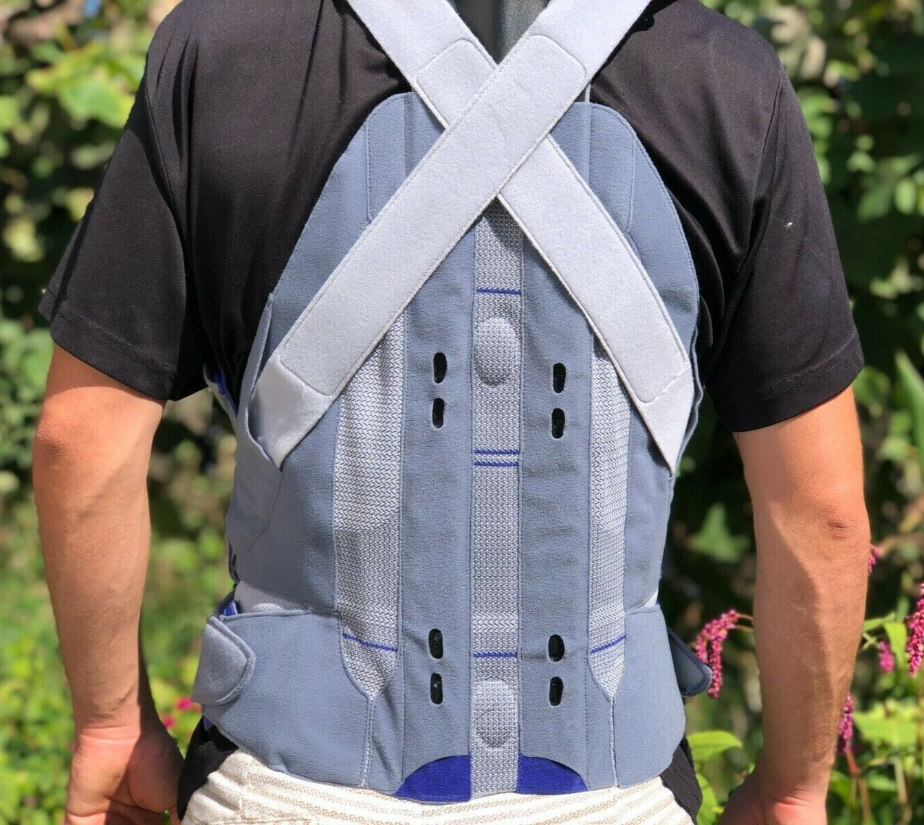 Bauerfeind Softec Dorso Short Back Spine Support Corset Posture Corrector Size 2