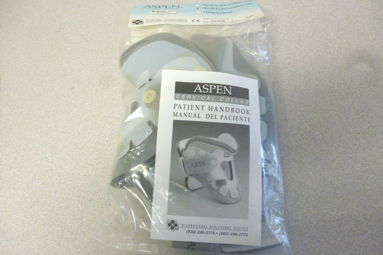 New Aspen Child Regular 2.5″ Cervical Collar & 1 Replacement Pad Set 983124