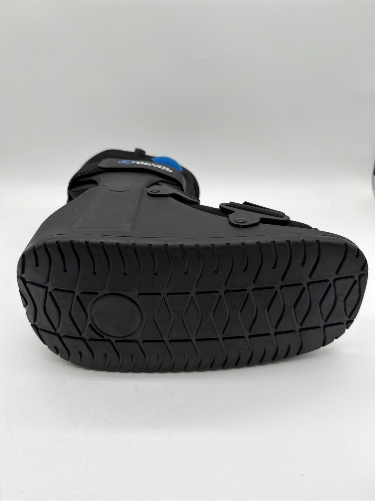 United Ortho Short Air CAM Walker Fracture Boot Medium M New Left or Right Foot