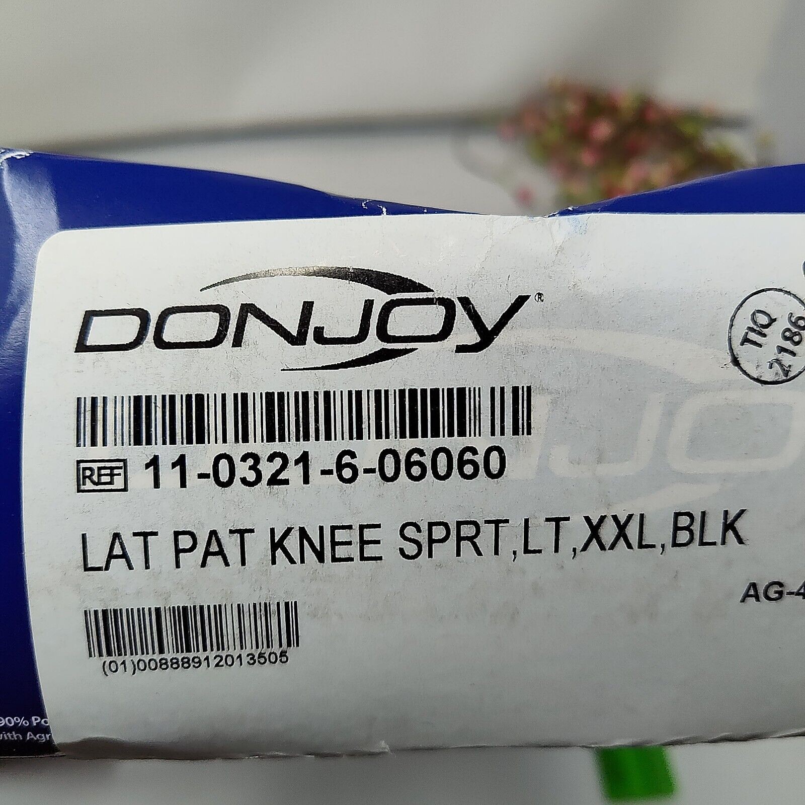 Knee Support Lateral XXL Left Donjoy New! 26 1/2- 29 1/2 Circ. Standard Length