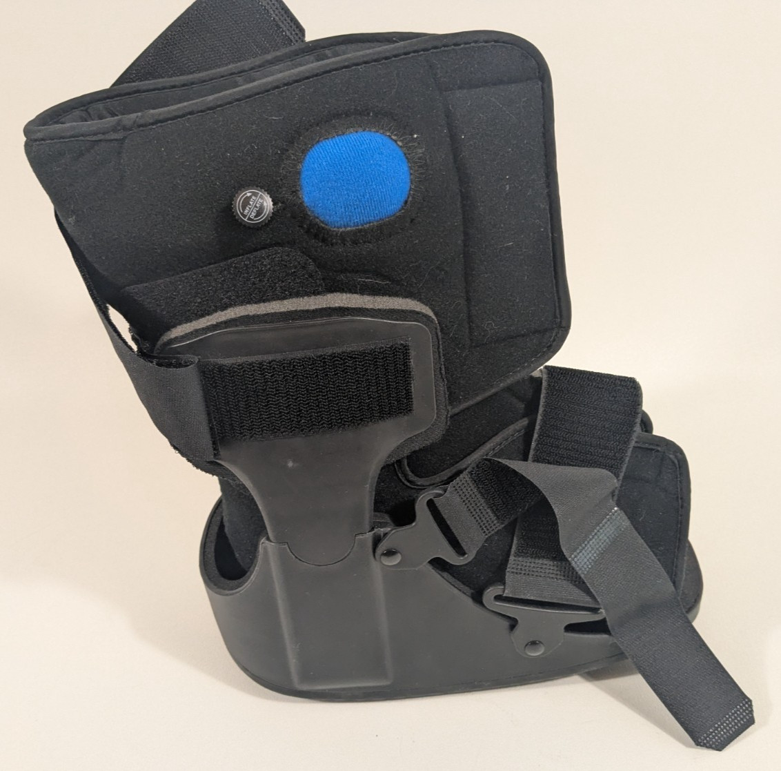 United Ortho USA14115 Short Air Cam Walker Fracture Boot Black Small SM Boot