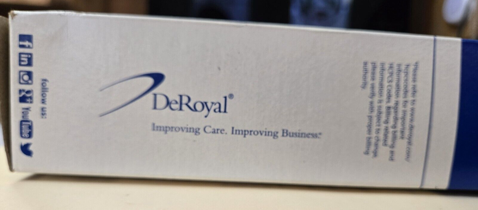 DeRoyal® Arm Sling with Padded Strap O-Ring / Hook & Loop Strap Closure Large