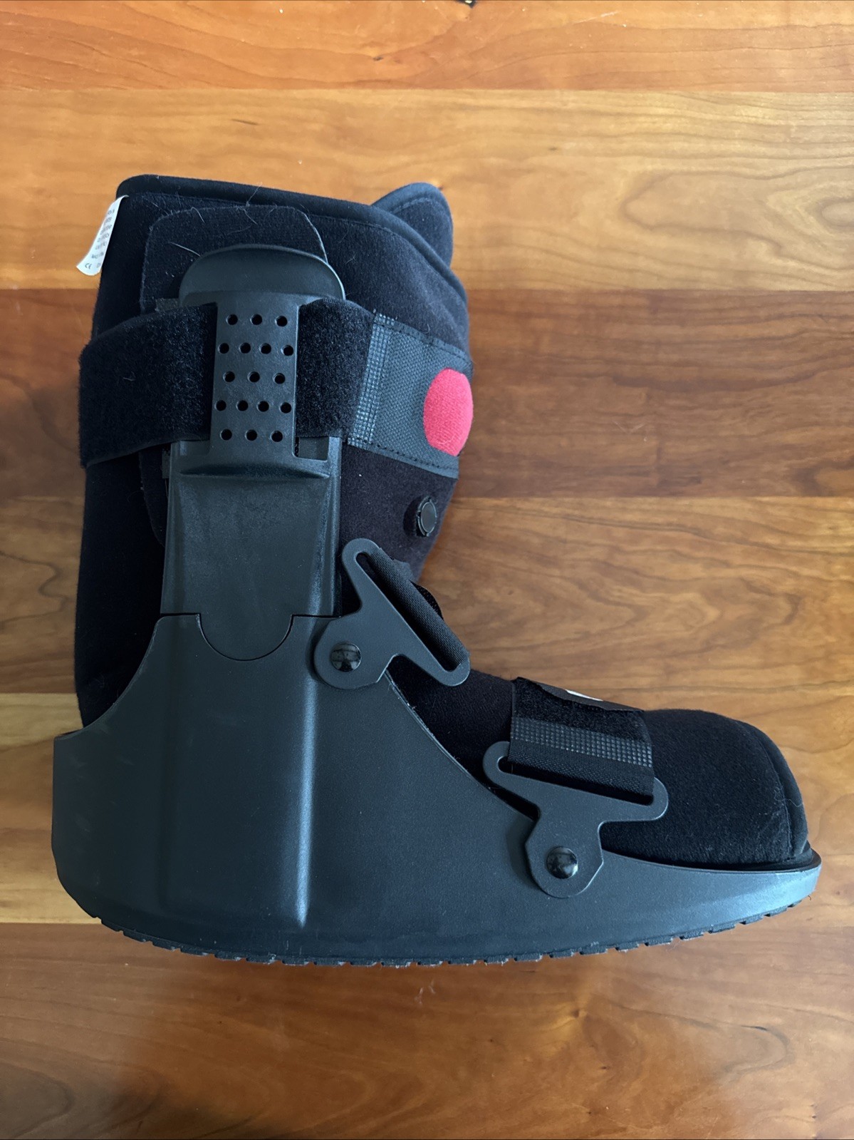 Ultimate Walking Boot Polymer Air Low Top Medium