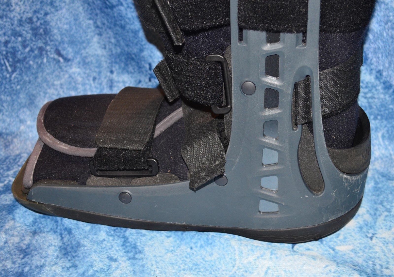 Donjoy Maxtrax Walker Brace Walking Boot ADULT SIZE Large