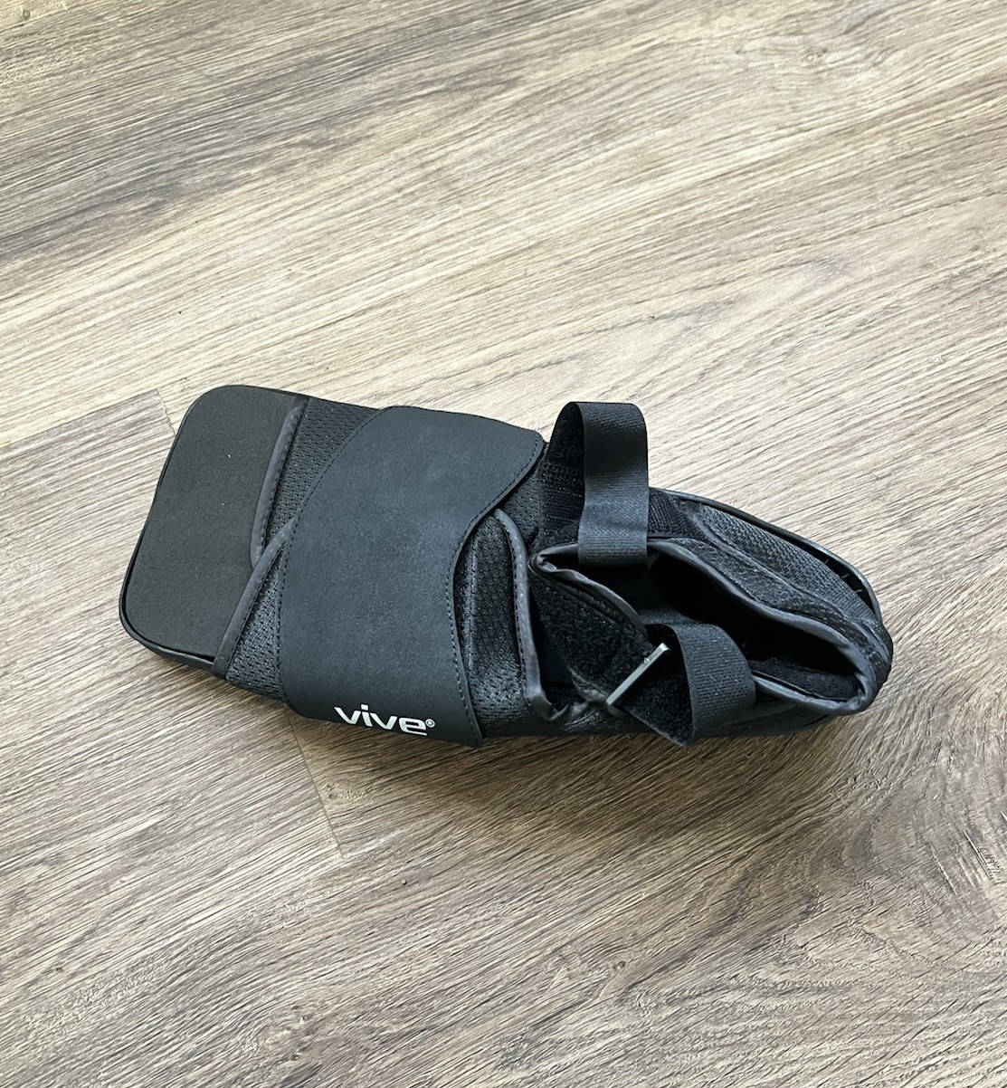 Vive Health Post-Op Boot Medical Recovery Shoe Square Toe Fits [Left]