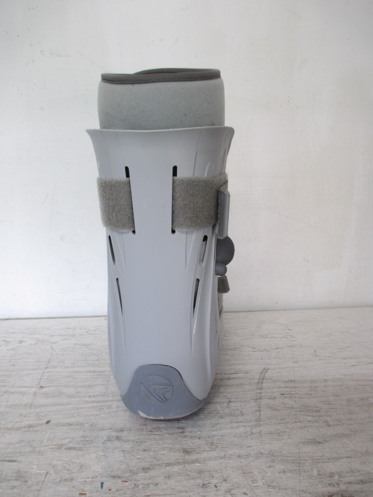 Breg Air Pump Full Shell Walker Ankle Medical Boot Walking Cast – Size LARGE