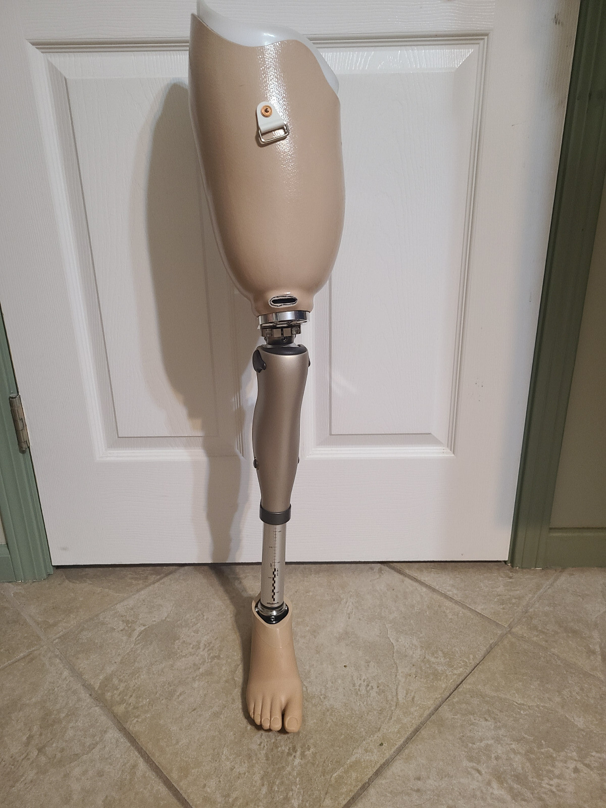 2021 Otto Bock Microprocessor knee 3C60 WITH foot shell and charger