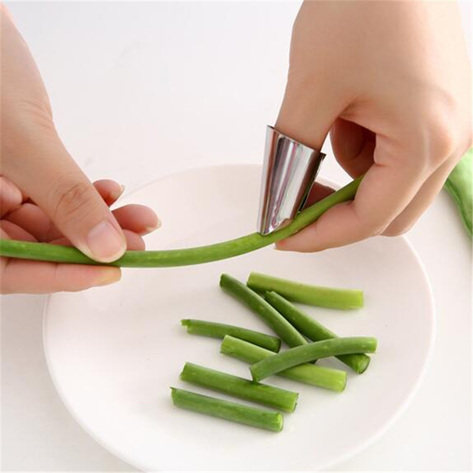Stainless Steel Finger Guard Protector For Peeling/Chopping