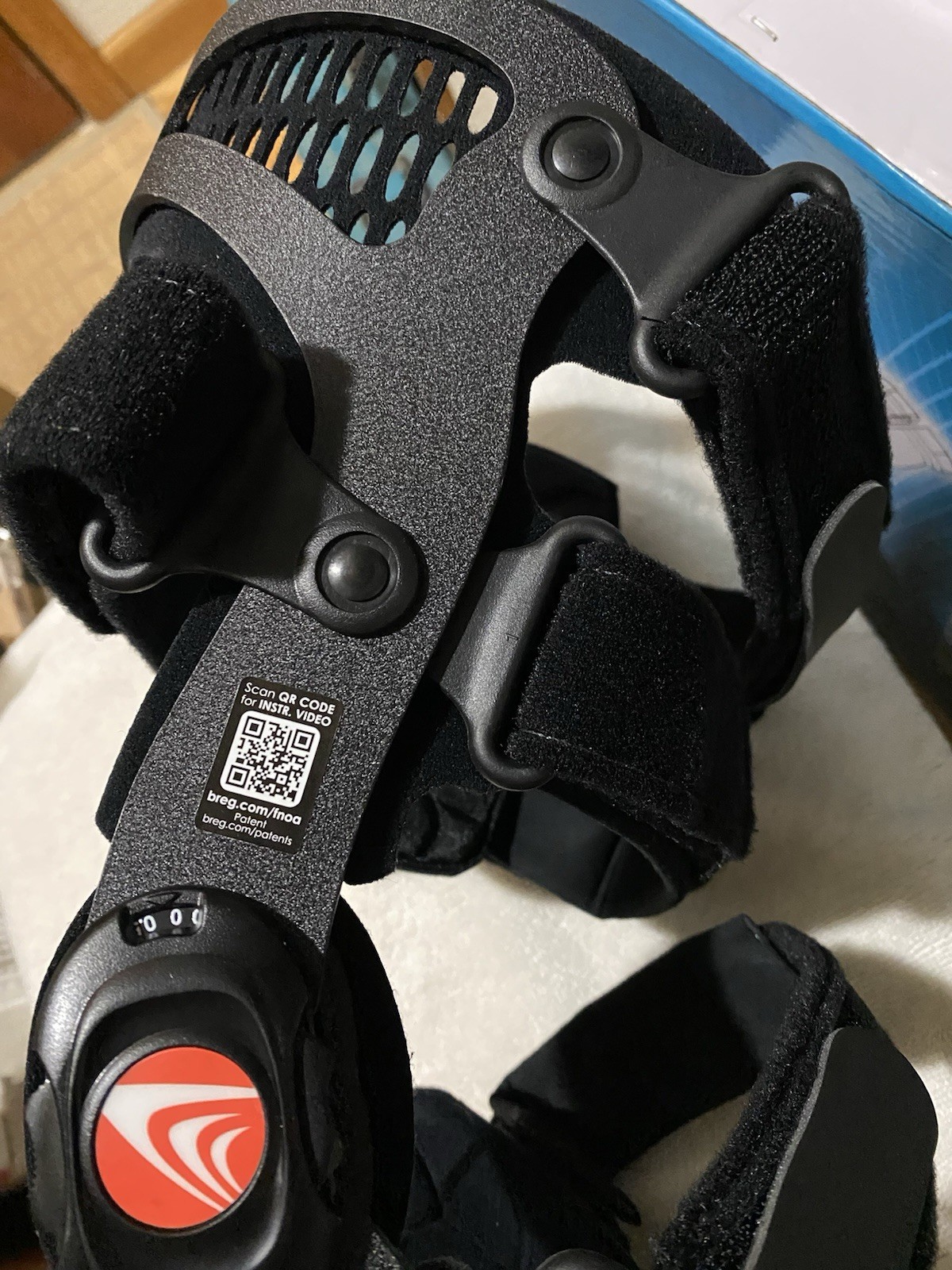 Breg Solus OA Plus Left Medium Knee Brace Stabilizer Adjustable Secure XTRA PAD