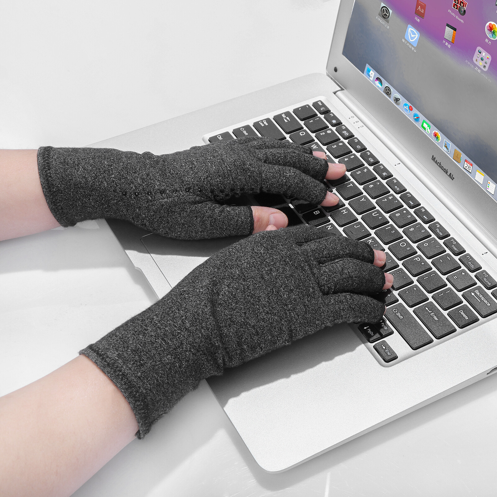 2 Pair Copper Compression Glove Hand Support Brace Medical Arthritis Pain Relief