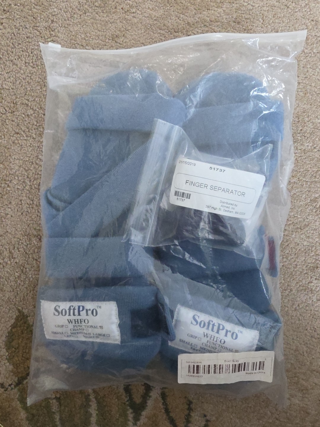 SoftPro Grip Hand Splint WHFO Medium Right With Finger Separator