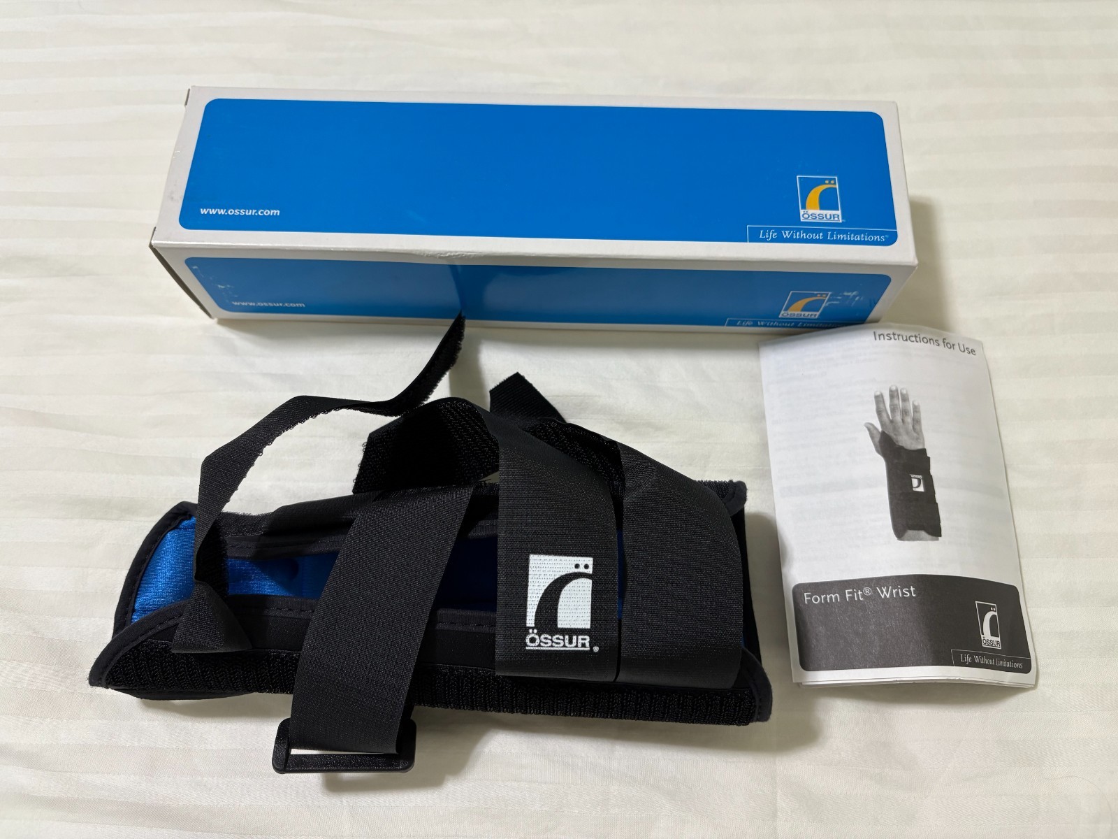 New – Ossur Form Fit Wrist with Thumb Spica Splint – 10″ – XS Right Hand