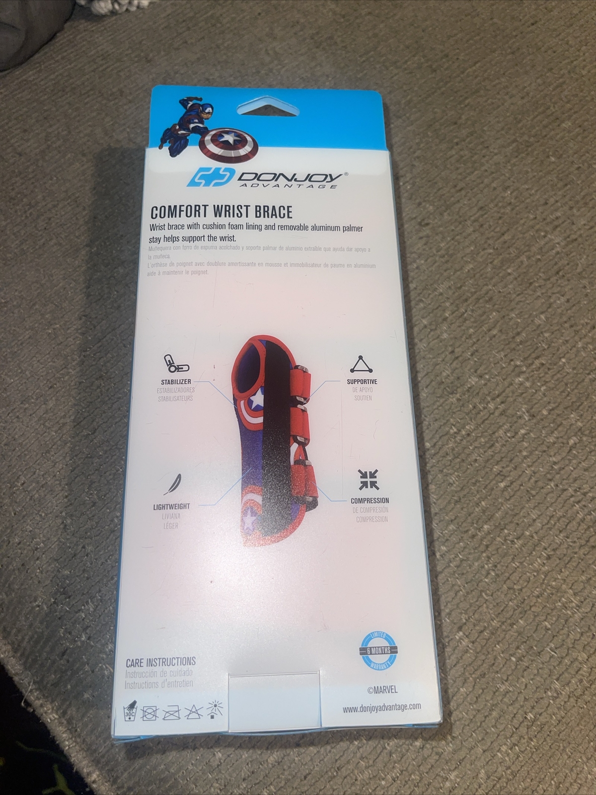 Marvel AVENGERS Comfort Wrist Brace Moderate YOUTH RIGHT MSRP $19.99