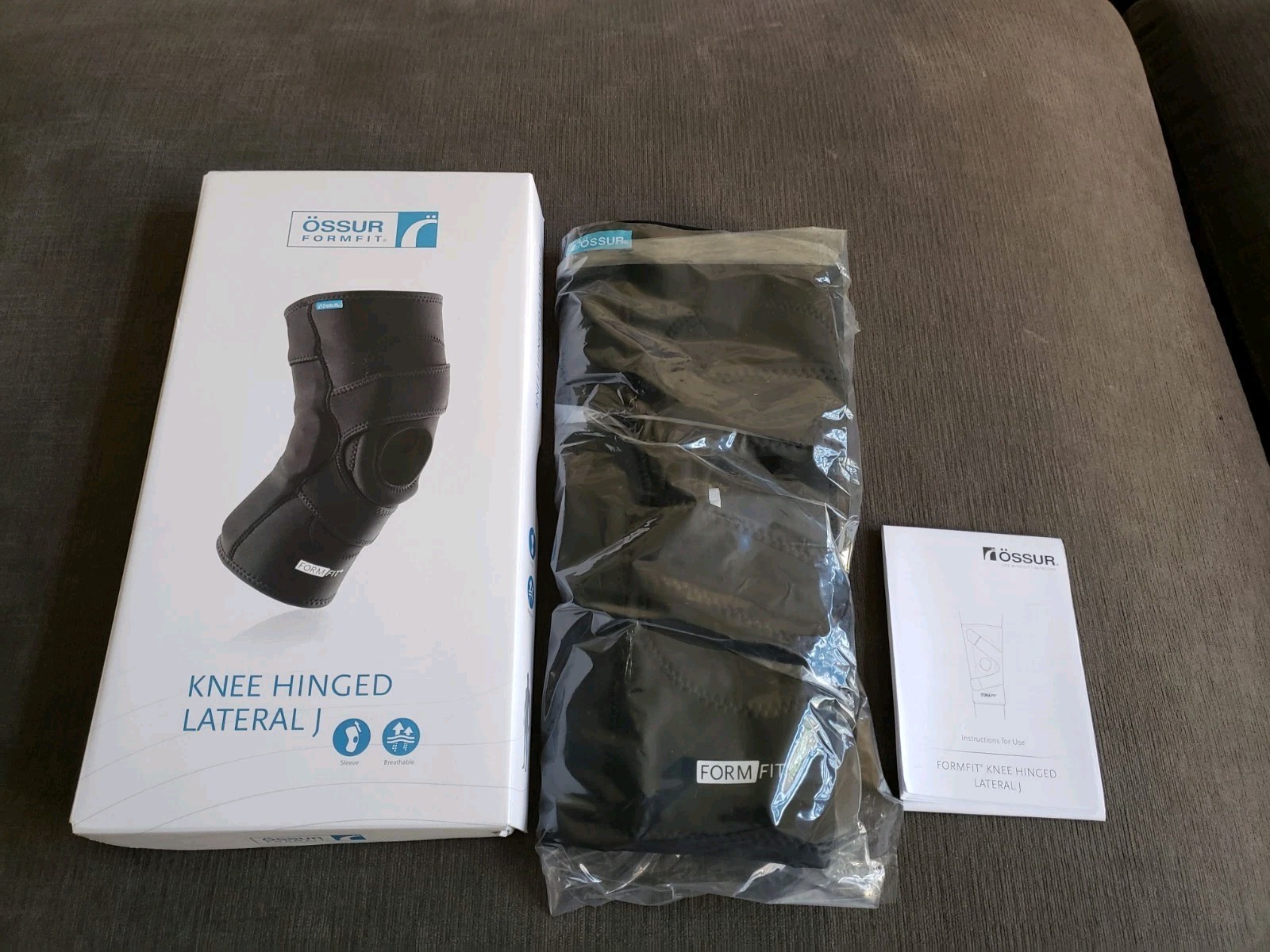 Ossur Form Fit Hinged Pull-On Lateral Right Knee J Brace Size Small – BRAND NEW!