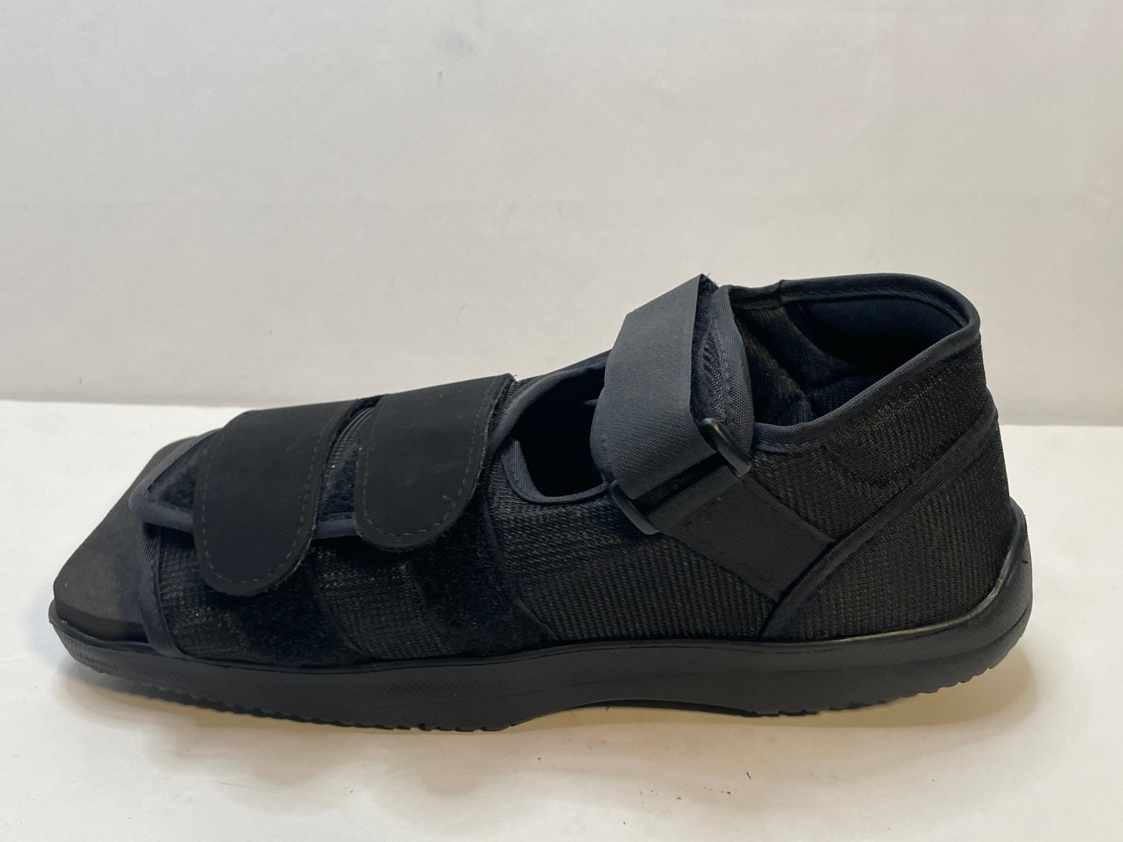 Ossur square toe post op shoe mens medium 11 foot brace medical adult black