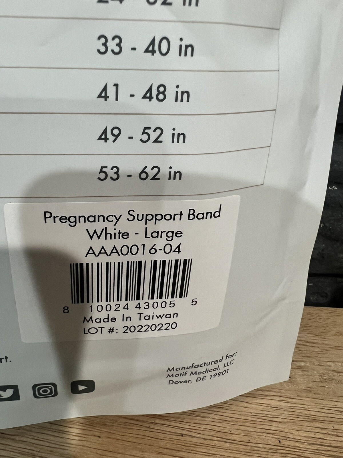 Motif Medical Pregnancy Support Band – Large 49 – 52 inches White