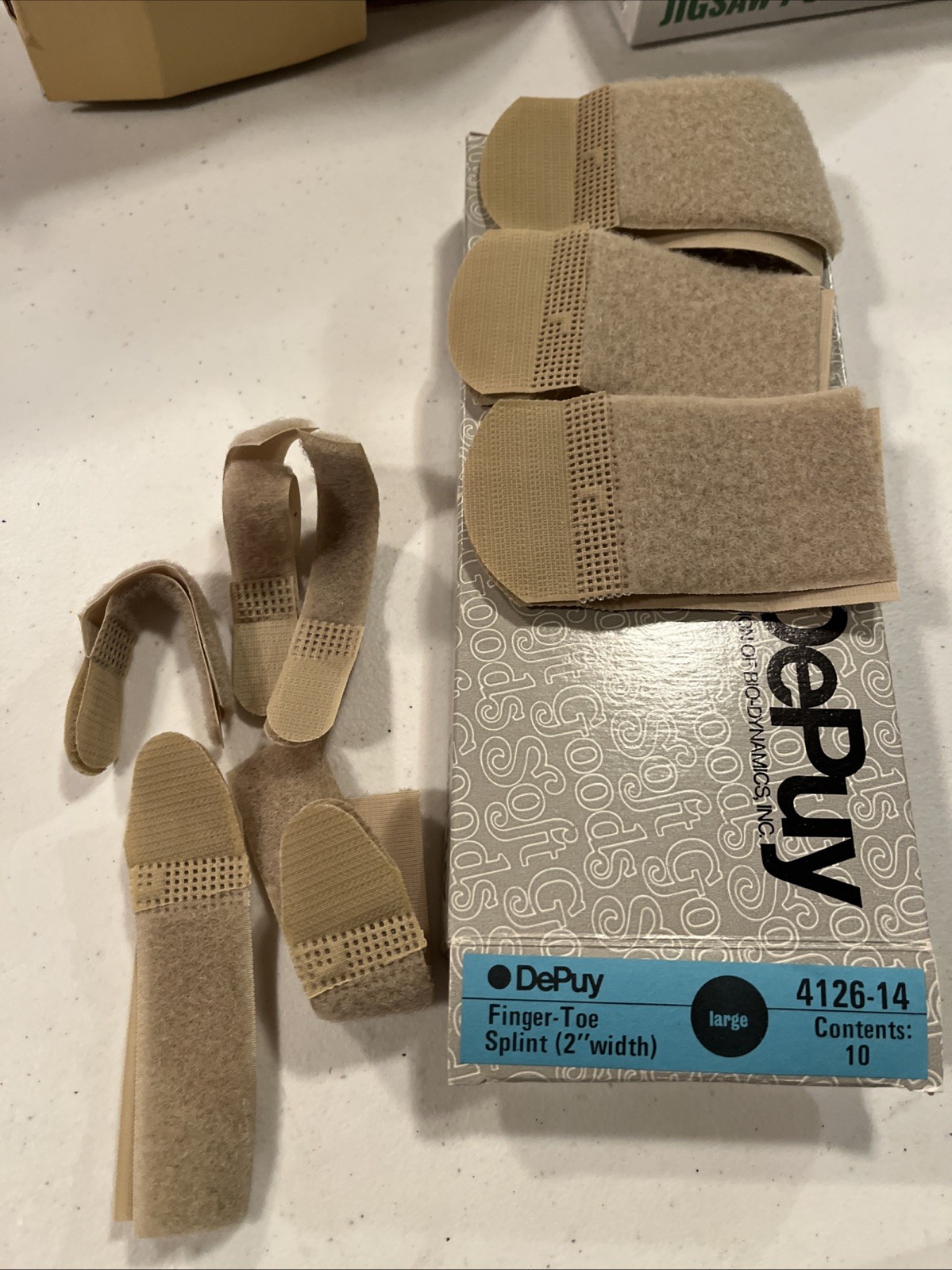 DePuy finger toes splint 3-2 inch 2-1 Inch 3-1/2 Inch Wide Spli 8 Total 4126–14