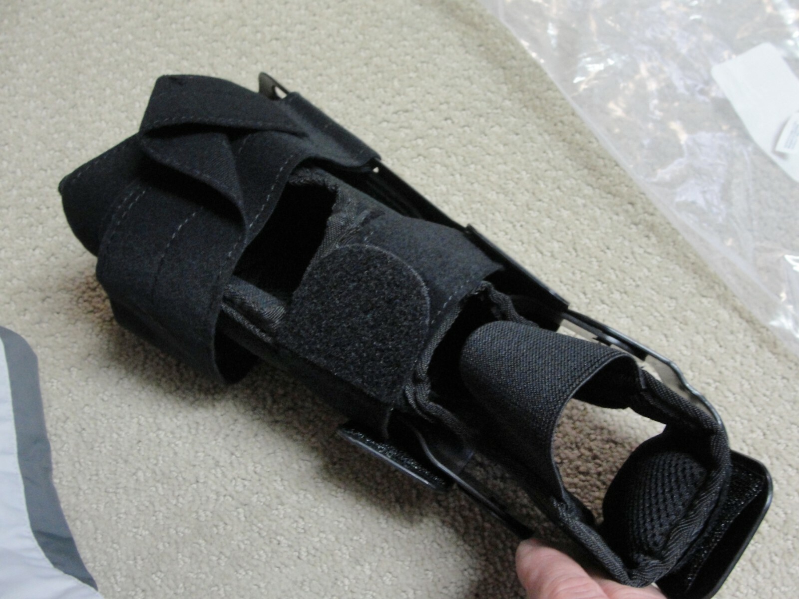 Vertaloc PRO Ankle Brace Medium for Left or Right Ankle NEW Model VL305PAB (A)